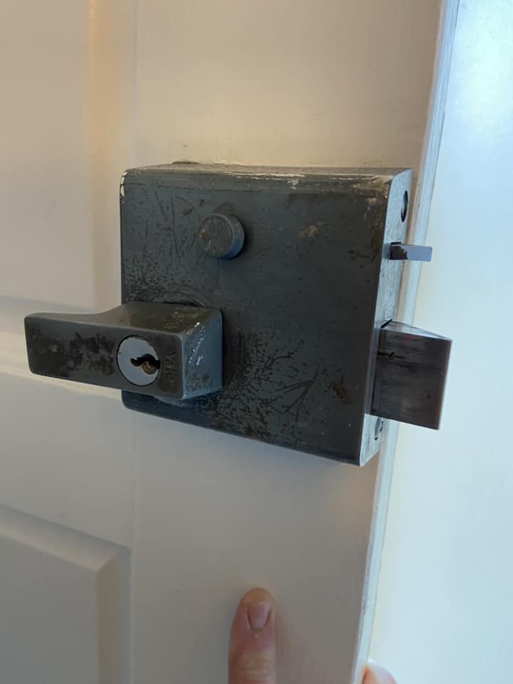 Old nightlatch lock